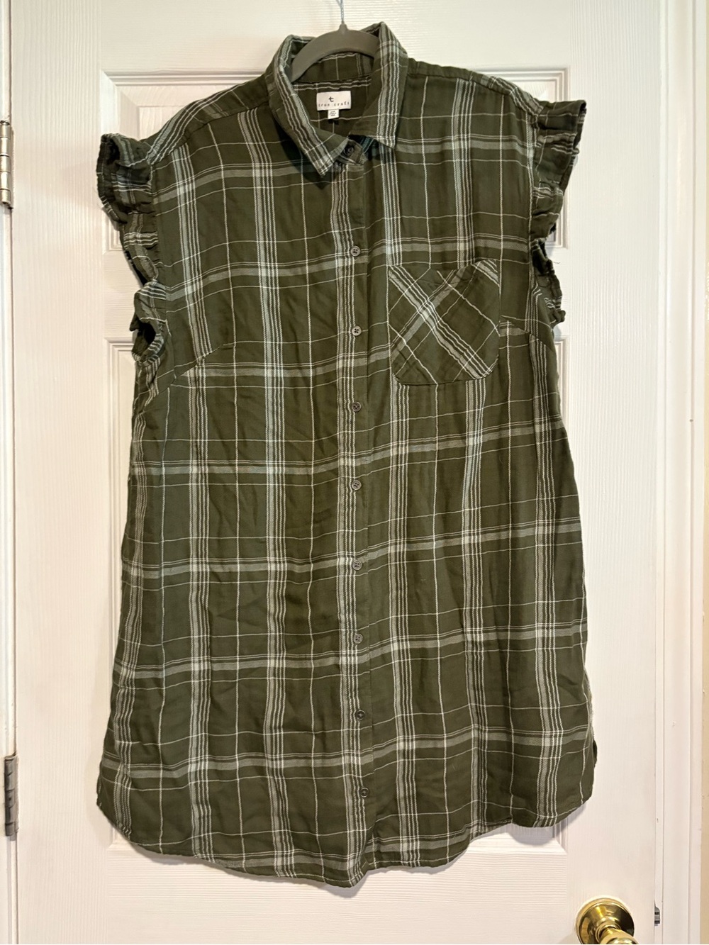 True Craft Olive Green Plaid Button-Up Sleeveless Top